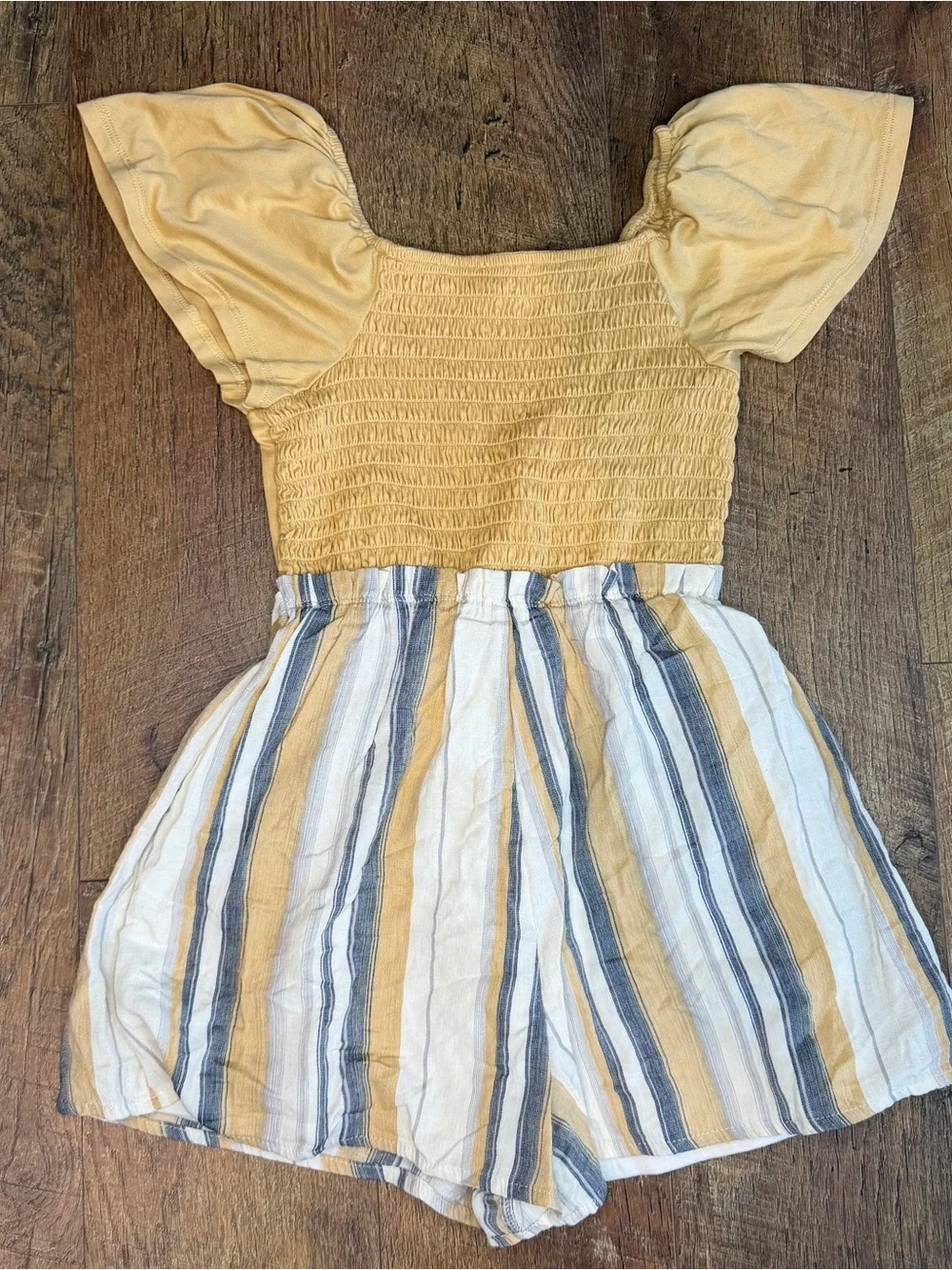 Three Pink Heart Girls Romper Shorts Elastic Top Lined Shorts Yellow Striped Med